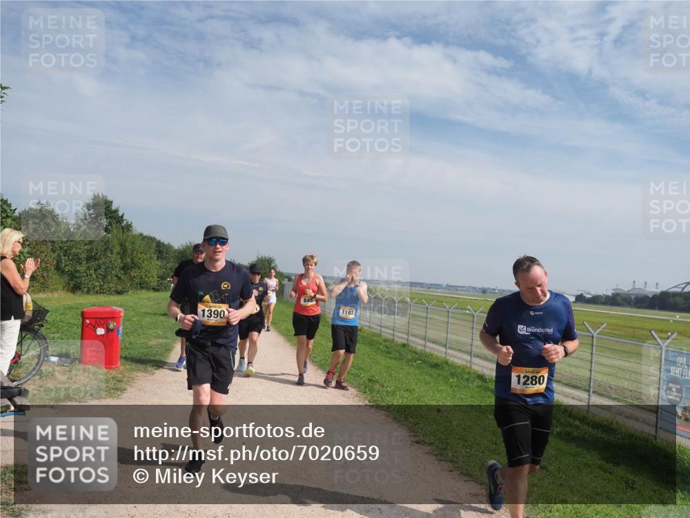 08.09.2024 - Airport Race Miley Keyser http://msf.ph/oto/7020659 08.09.2024 12:42:54 Laufen OLYMPUS, DIGITAL, CAMERA meine-sportfotos.de