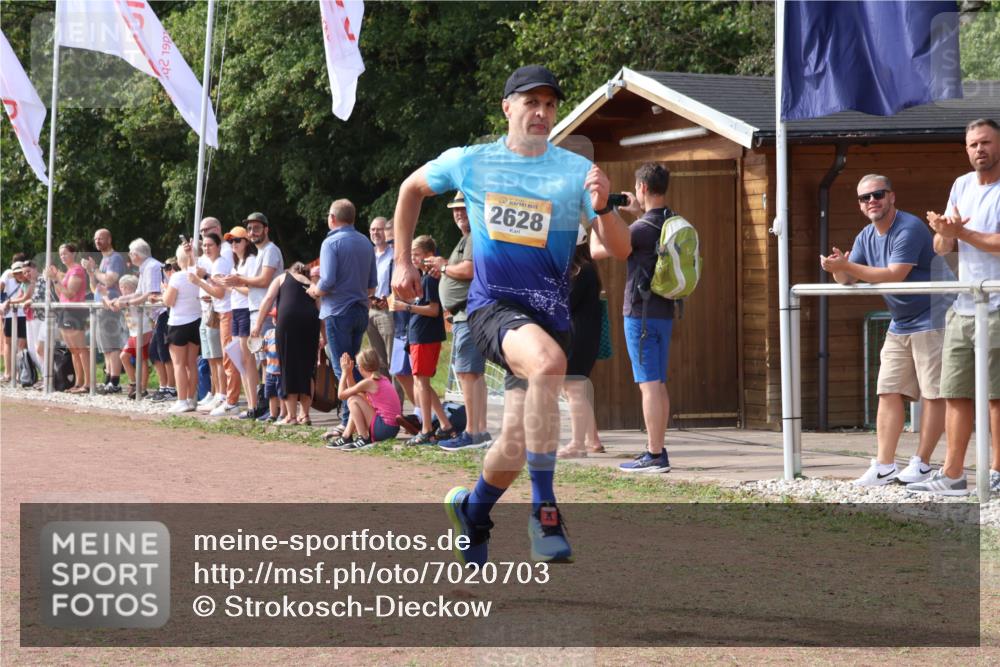 08.09.2024 - Airport Race Strokosch-Dieckow http://msf.ph/oto/7020703 08.09.2024 12:01:41 Ziel 2519, 2522, 2529, 2628, 2685 meine-sportfotos.de