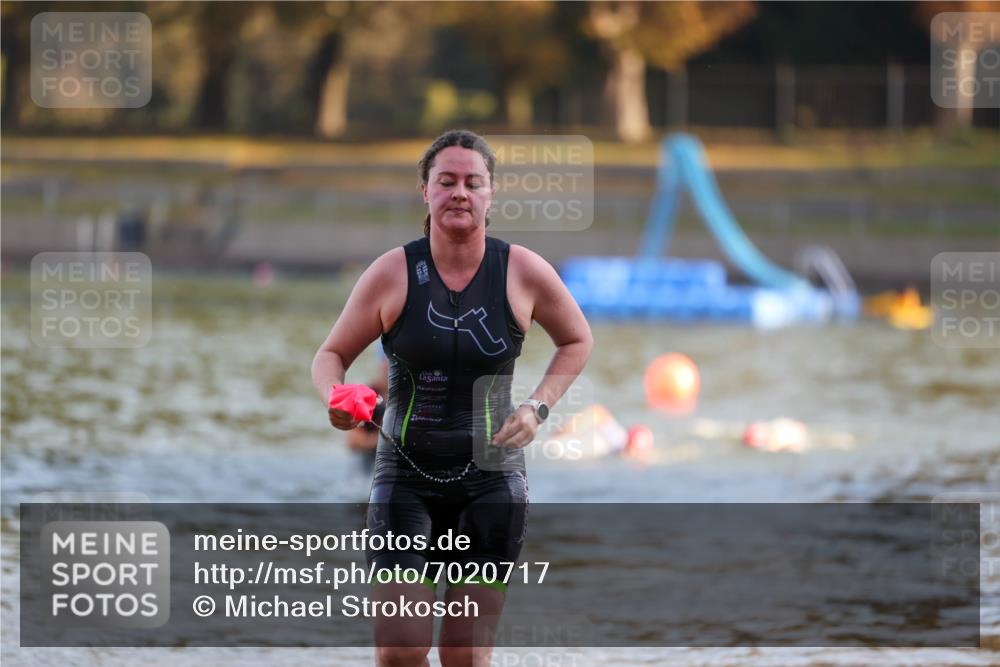 08.09.2024 - Stadtparktriathlon Michael Strokosch http://msf.ph/oto/7020717 08.09.2024 09:06:01 Schwimmen 154, 167 meine-sportfotos.de