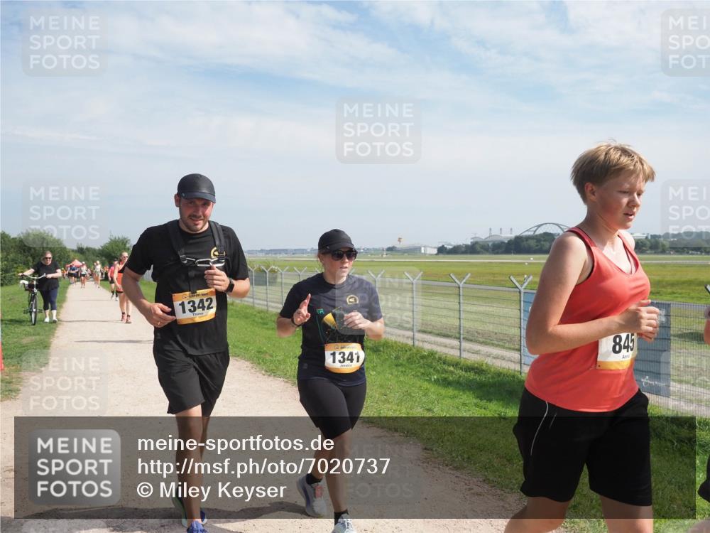 08.09.2024 - Airport Race Miley Keyser http://msf.ph/oto/7020737 08.09.2024 12:42:57 Laufen OLYMPUS, DIGITAL, CAMERA meine-sportfotos.de