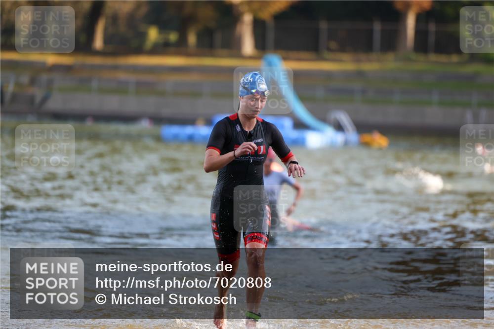 08.09.2024 - Stadtparktriathlon Michael Strokosch http://msf.ph/oto/7020808 08.09.2024 09:06:08 Schwimmen 153, 154, 172 meine-sportfotos.de