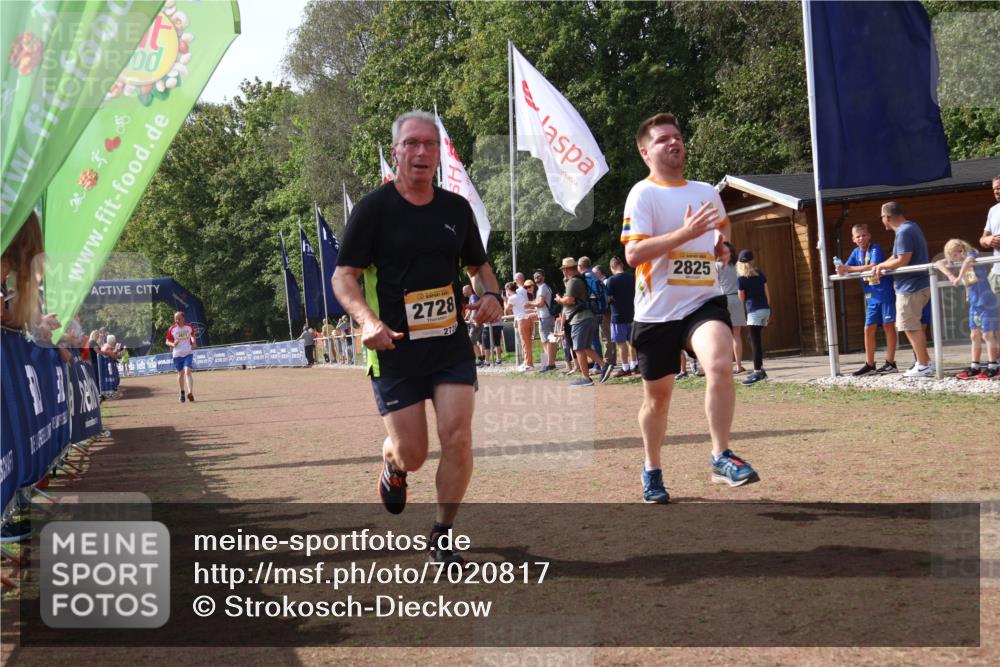 08.09.2024 - Airport Race Strokosch-Dieckow http://msf.ph/oto/7020817 08.09.2024 12:09:28 Ziel 2728, 2825, 2871 meine-sportfotos.de