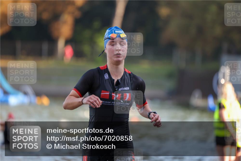 08.09.2024 - Stadtparktriathlon Michael Strokosch http://msf.ph/oto/7020858 08.09.2024 09:06:10 Schwimmen 153, 154, 172 meine-sportfotos.de