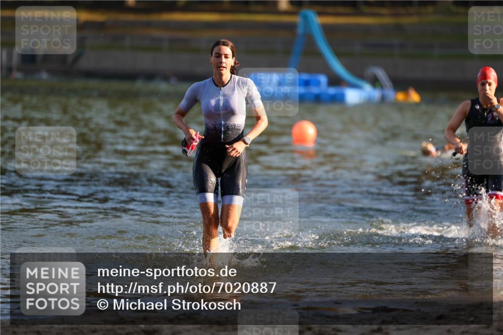 08.09.2024 - Stadtparktriathlon Michael Strokosch http://msf.ph/oto/7020887 08.09.2024 09:06:15 Schwimmen 153, 172 meine-sportfotos.de