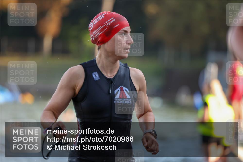 08.09.2024 - Stadtparktriathlon Michael Strokosch http://msf.ph/oto/7020966 08.09.2024 09:06:20 Schwimmen 153, 172 meine-sportfotos.de