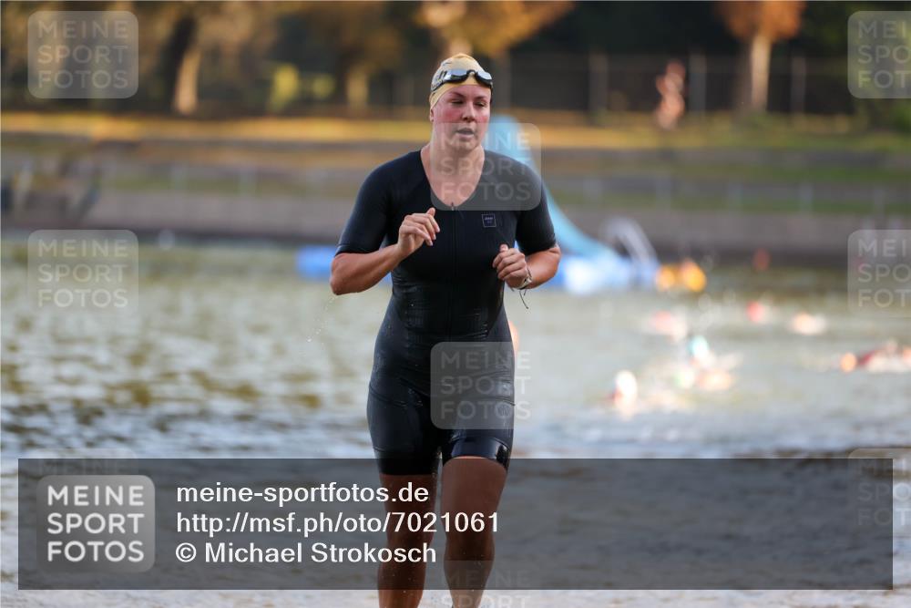 08.09.2024 - Stadtparktriathlon Michael Strokosch http://msf.ph/oto/7021061 08.09.2024 09:06:37 Schwimmen 138, 174 meine-sportfotos.de