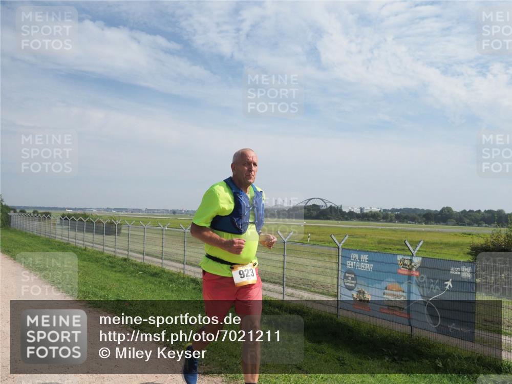 08.09.2024 - Airport Race Miley Keyser http://msf.ph/oto/7021211 08.09.2024 12:43:26 Laufen OLYMPUS, DIGITAL, CAMERA meine-sportfotos.de