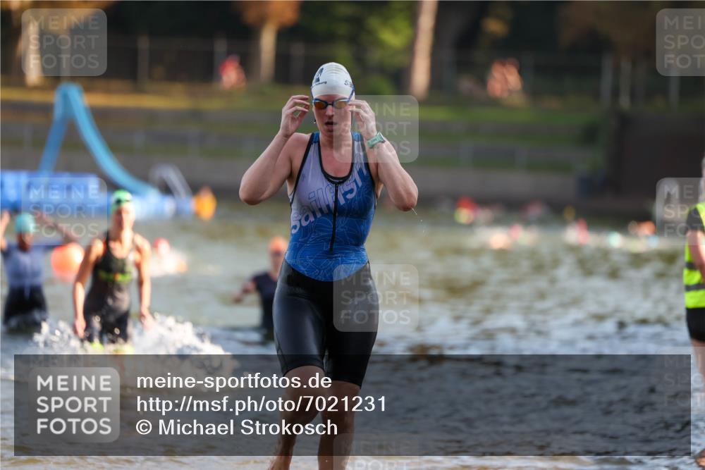 08.09.2024 - Stadtparktriathlon Michael Strokosch http://msf.ph/oto/7021231 08.09.2024 09:06:53 Schwimmen 138, 140, 150, 151, 163 meine-sportfotos.de