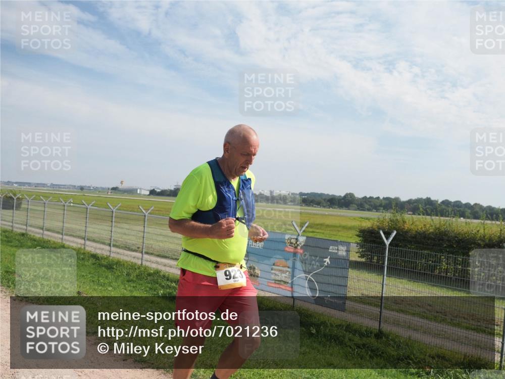 08.09.2024 - Airport Race Miley Keyser http://msf.ph/oto/7021236 08.09.2024 12:43:26 Laufen OLYMPUS, DIGITAL, CAMERA meine-sportfotos.de