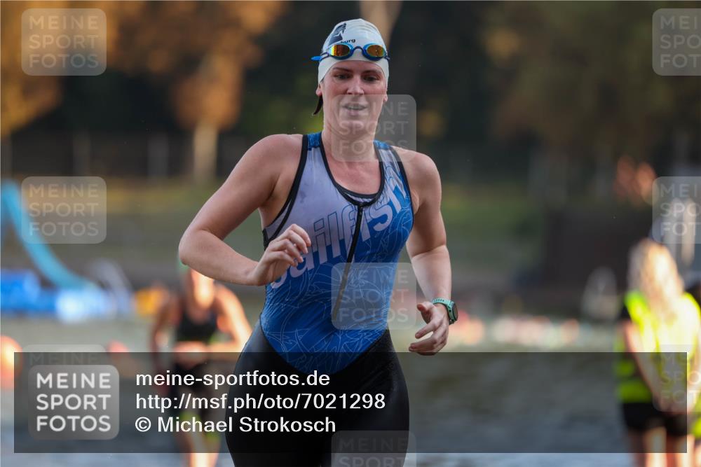 08.09.2024 - Stadtparktriathlon Michael Strokosch http://msf.ph/oto/7021298 08.09.2024 09:06:55 Schwimmen 140, 150, 151, 163 meine-sportfotos.de
