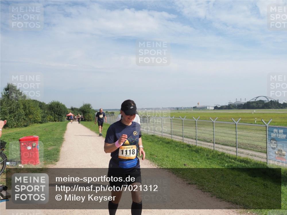 08.09.2024 - Airport Race Miley Keyser http://msf.ph/oto/7021312 08.09.2024 12:43:31 Laufen OLYMPUS, DIGITAL, CAMERA meine-sportfotos.de