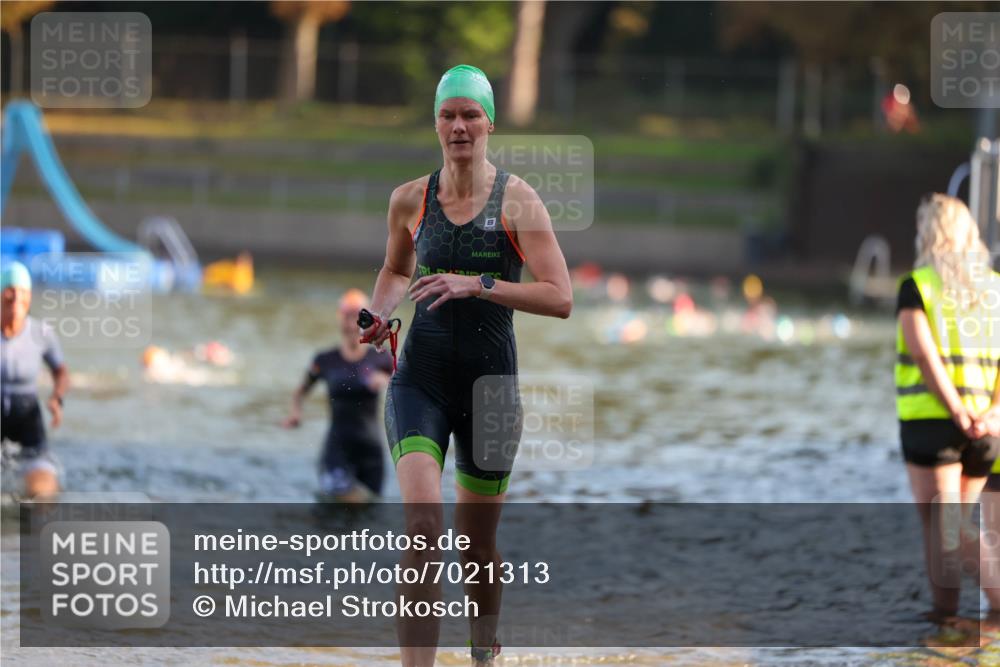 08.09.2024 - Stadtparktriathlon Michael Strokosch http://msf.ph/oto/7021313 08.09.2024 09:06:57 Schwimmen 140, 150, 151, 163 meine-sportfotos.de
