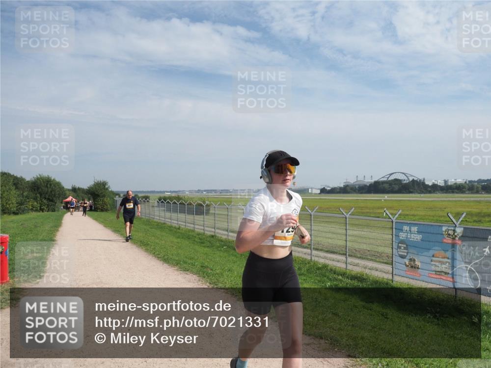 08.09.2024 - Airport Race Miley Keyser http://msf.ph/oto/7021331 08.09.2024 12:43:32 Laufen OLYMPUS, DIGITAL, CAMERA meine-sportfotos.de