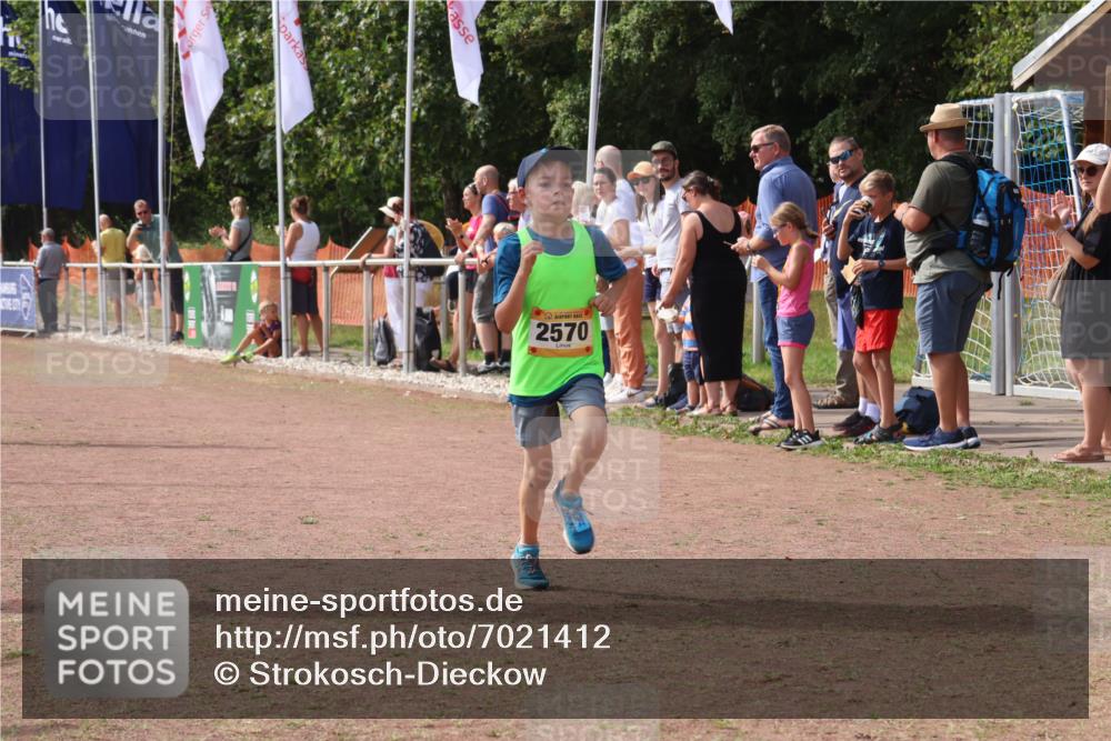 08.09.2024 - Airport Race Strokosch-Dieckow http://msf.ph/oto/7021412 08.09.2024 12:01:56 Ziel 2570, 2648, 2684 meine-sportfotos.de