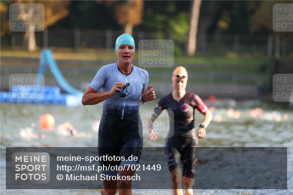 08.09.2024 - Stadtparktriathlon Michael Strokosch http://msf.ph/oto/7021449 08.09.2024 09:07:03 Schwimmen 140, 151 meine-sportfotos.de