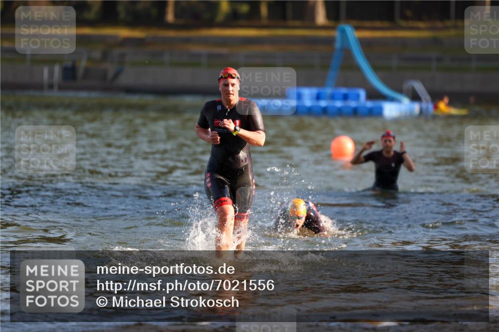 08.09.2024 - Stadtparktriathlon Michael Strokosch http://msf.ph/oto/7021556 08.09.2024 09:07:19 Schwimmen 144, 157, 173 meine-sportfotos.de