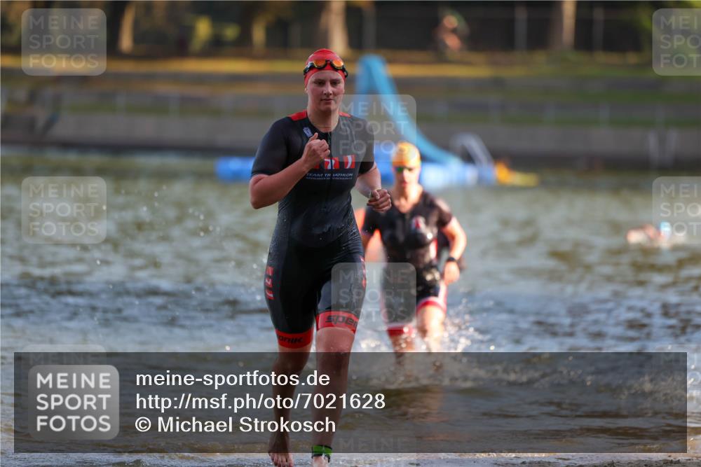 08.09.2024 - Stadtparktriathlon Michael Strokosch http://msf.ph/oto/7021628 08.09.2024 09:07:21 Schwimmen 144, 157, 173 meine-sportfotos.de