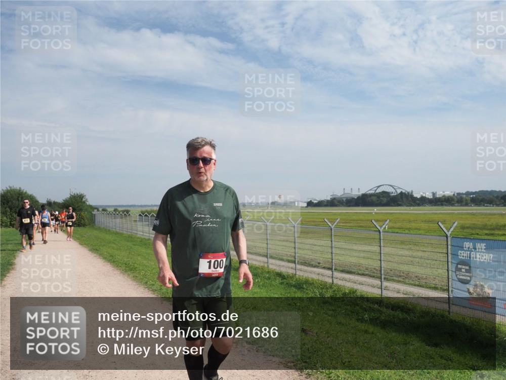 08.09.2024 - Airport Race Miley Keyser http://msf.ph/oto/7021686 08.09.2024 12:44:13 Laufen OLYMPUS, DIGITAL, CAMERA meine-sportfotos.de