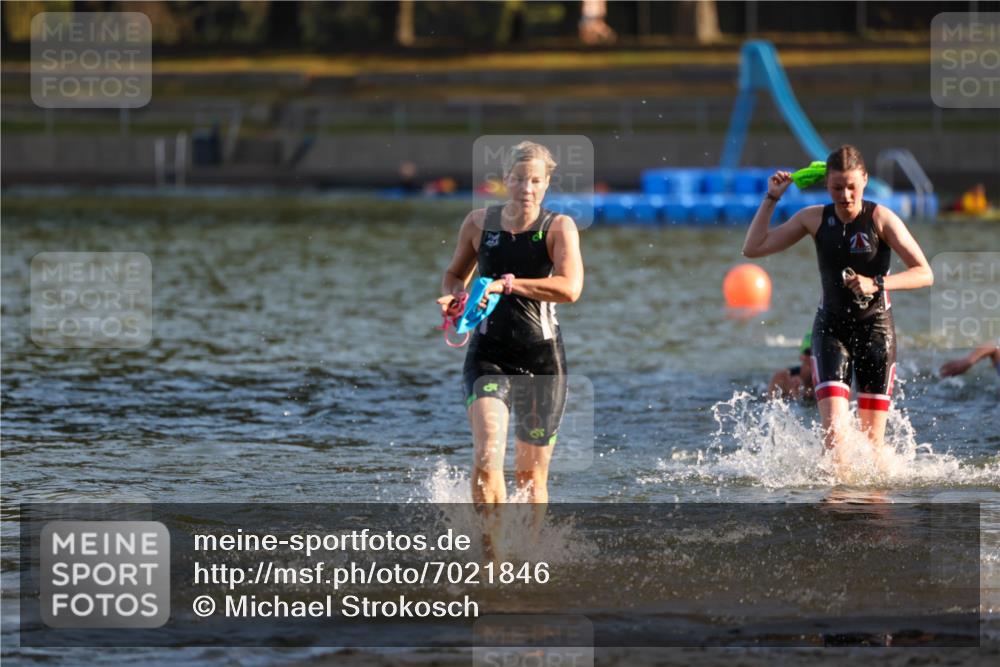 08.09.2024 - Stadtparktriathlon Michael Strokosch http://msf.ph/oto/7021846 08.09.2024 09:07:55 Schwimmen 52, 132, 134, 152, 156, 171 meine-sportfotos.de