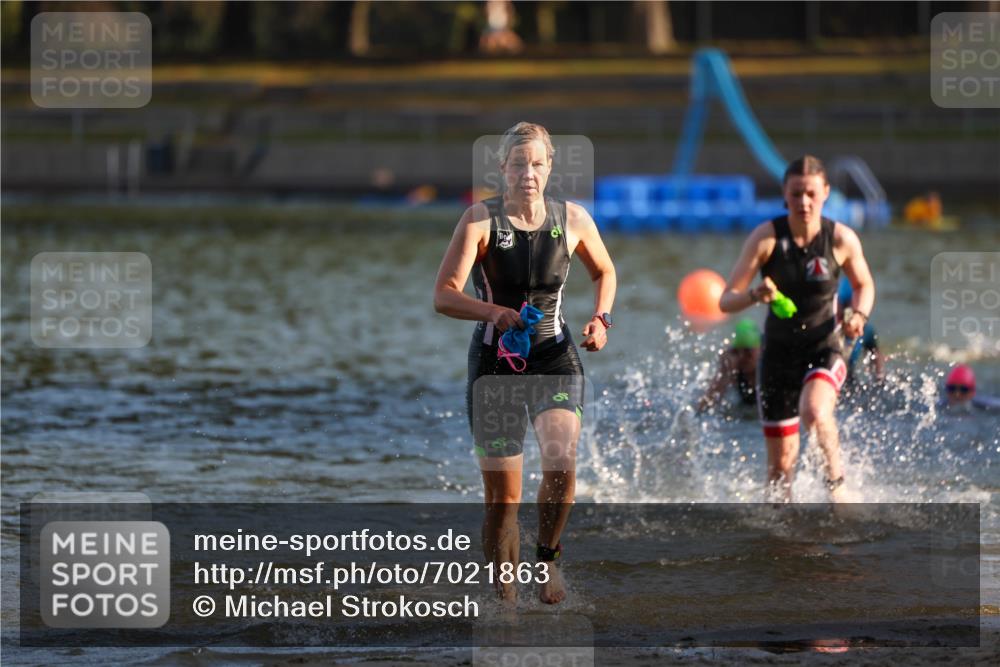 08.09.2024 - Stadtparktriathlon Michael Strokosch http://msf.ph/oto/7021863 08.09.2024 09:07:56 Schwimmen 52, 132, 134, 152, 156, 171 meine-sportfotos.de