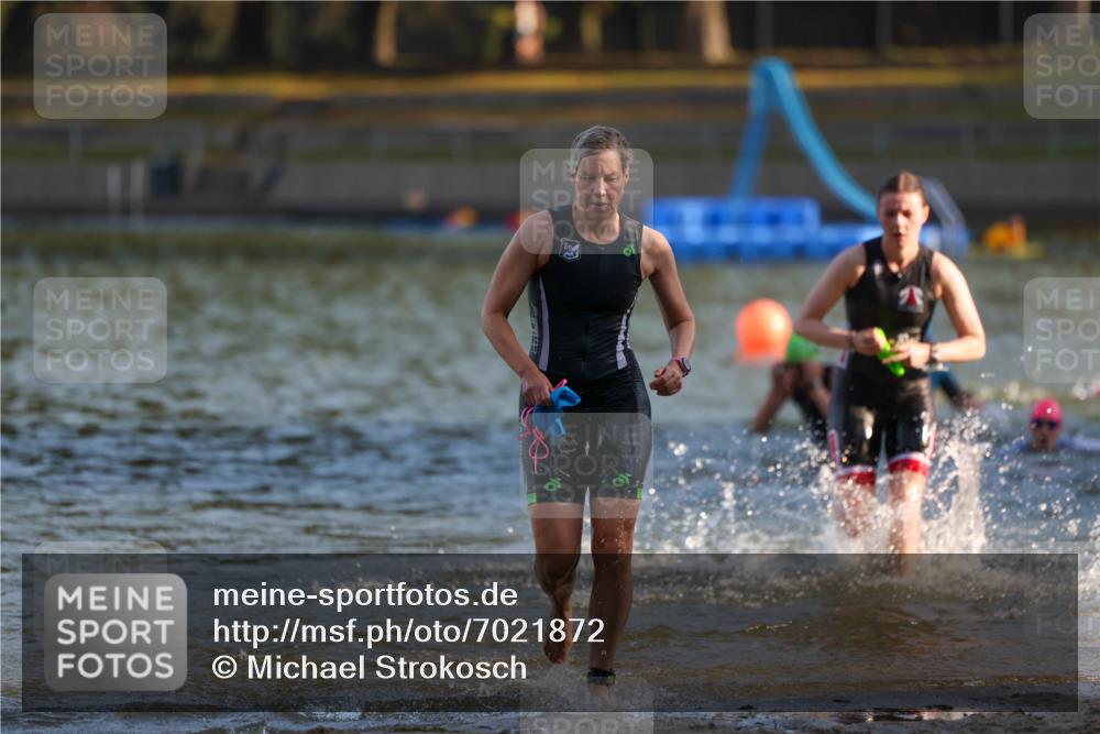 08.09.2024 - Stadtparktriathlon Michael Strokosch http://msf.ph/oto/7021872 08.09.2024 09:07:57 Schwimmen 52, 132, 134, 152, 156, 165, 171, 180 meine-sportfotos.de