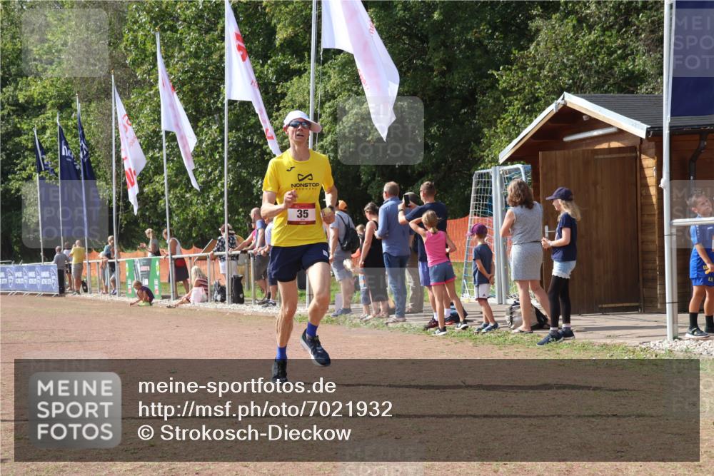 08.09.2024 - Airport Race Strokosch-Dieckow http://msf.ph/oto/7021932 08.09.2024 12:10:01 Ziel 35, 2549, 2722, 3049 meine-sportfotos.de