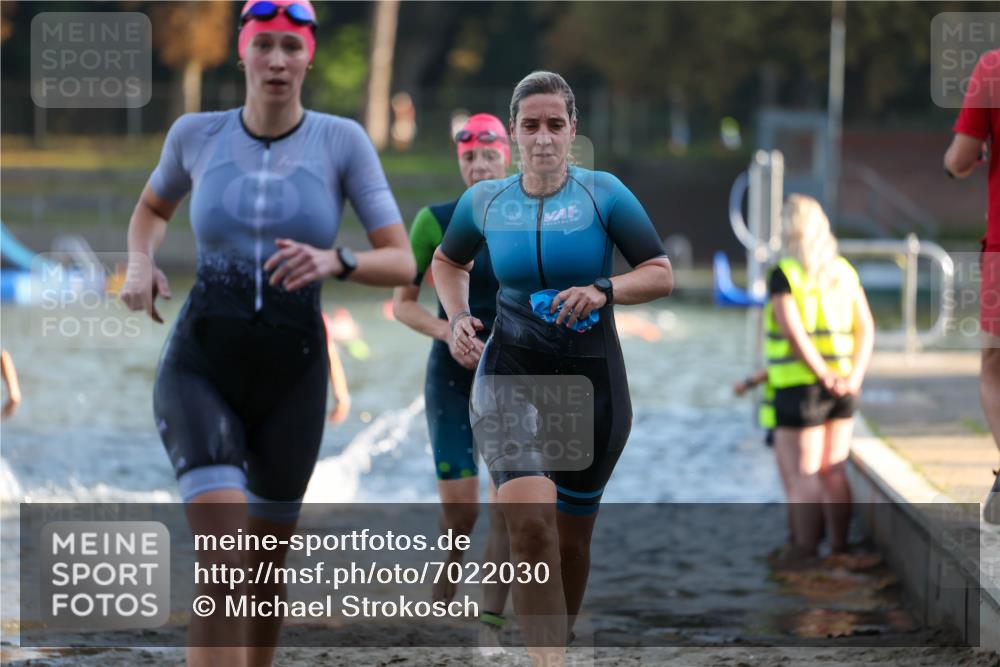 08.09.2024 - Stadtparktriathlon Michael Strokosch http://msf.ph/oto/7022030 08.09.2024 09:08:09 Schwimmen 152, 156, 165, 175, 176, 180 meine-sportfotos.de