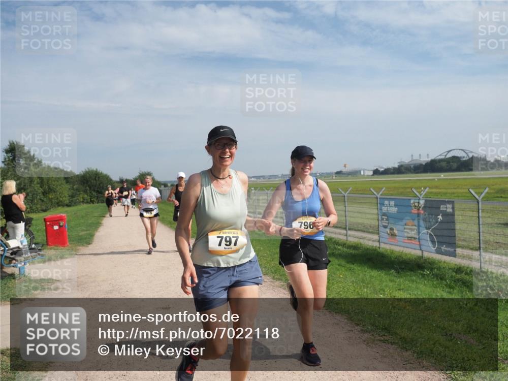 08.09.2024 - Airport Race Miley Keyser http://msf.ph/oto/7022118 08.09.2024 12:44:31 Laufen OLYMPUS, DIGITAL, CAMERA meine-sportfotos.de