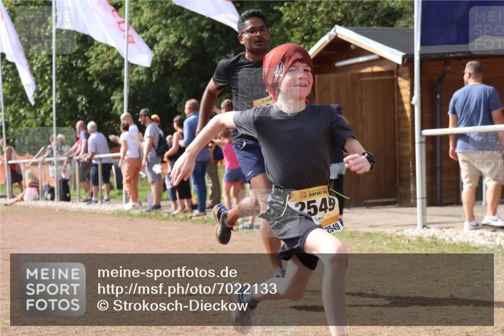 08.09.2024 - Airport Race Strokosch-Dieckow http://msf.ph/oto/7022133 08.09.2024 12:10:08 Ziel 501, 2549, 2587, 2599, 2723, 3049 meine-sportfotos.de