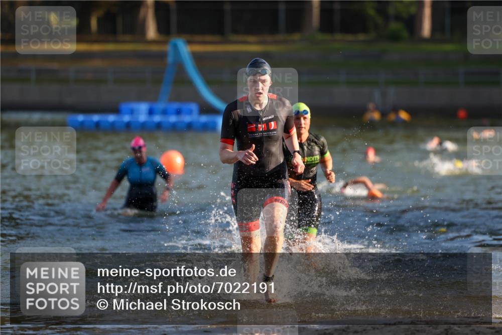 08.09.2024 - Stadtparktriathlon Michael Strokosch http://msf.ph/oto/7022191 08.09.2024 09:08:46 Schwimmen 135, 155, 161, 164, 178 meine-sportfotos.de