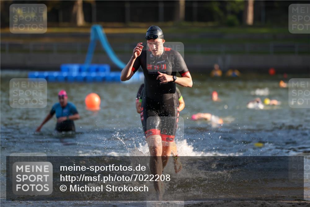 08.09.2024 - Stadtparktriathlon Michael Strokosch http://msf.ph/oto/7022208 08.09.2024 09:08:47 Schwimmen 135, 155, 161, 164, 178 meine-sportfotos.de