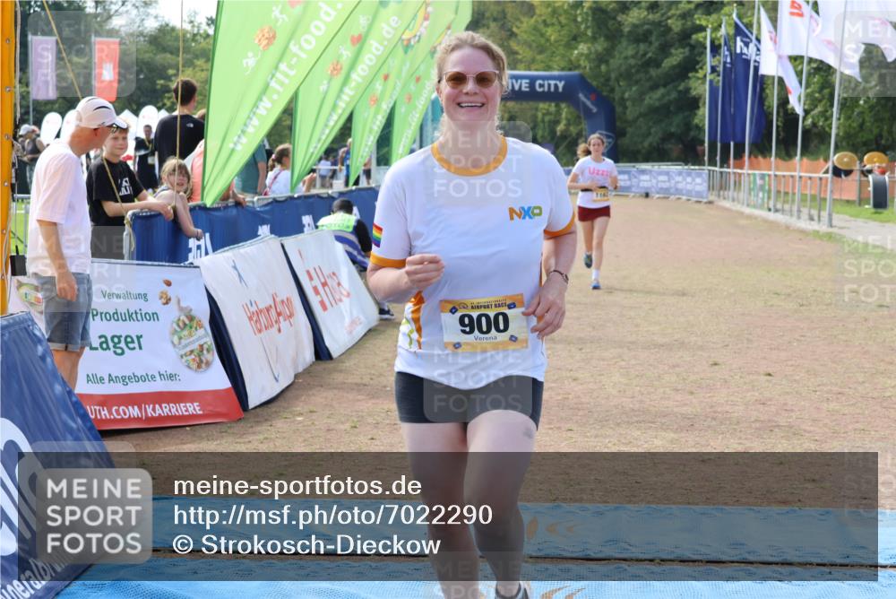 08.09.2024 - Airport Race Strokosch-Dieckow http://msf.ph/oto/7022290 08.09.2024 13:05:55 Ziel 86, 900, 1162 meine-sportfotos.de
