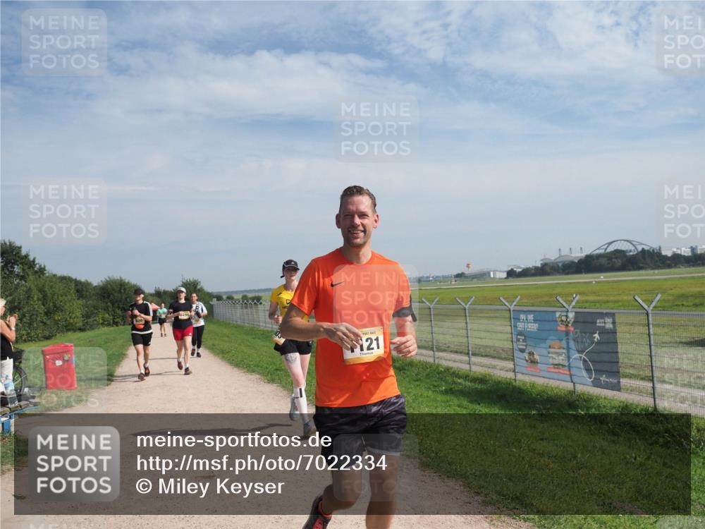 08.09.2024 - Airport Race Miley Keyser http://msf.ph/oto/7022334 08.09.2024 12:44:46 Laufen OLYMPUS, DIGITAL, CAMERA meine-sportfotos.de