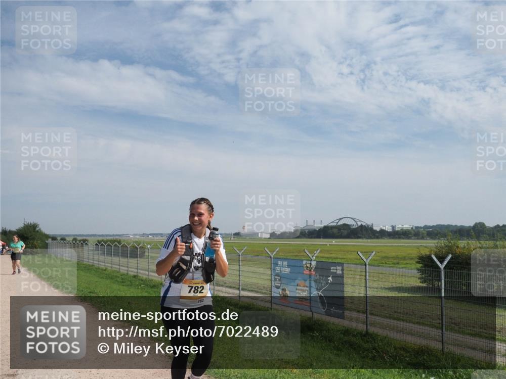 08.09.2024 - Airport Race Miley Keyser http://msf.ph/oto/7022489 08.09.2024 12:44:52 Laufen OLYMPUS, DIGITAL, CAMERA meine-sportfotos.de