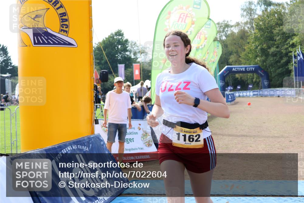 08.09.2024 - Airport Race Strokosch-Dieckow http://msf.ph/oto/7022604 08.09.2024 13:06:02 Ziel 900, 1162 meine-sportfotos.de