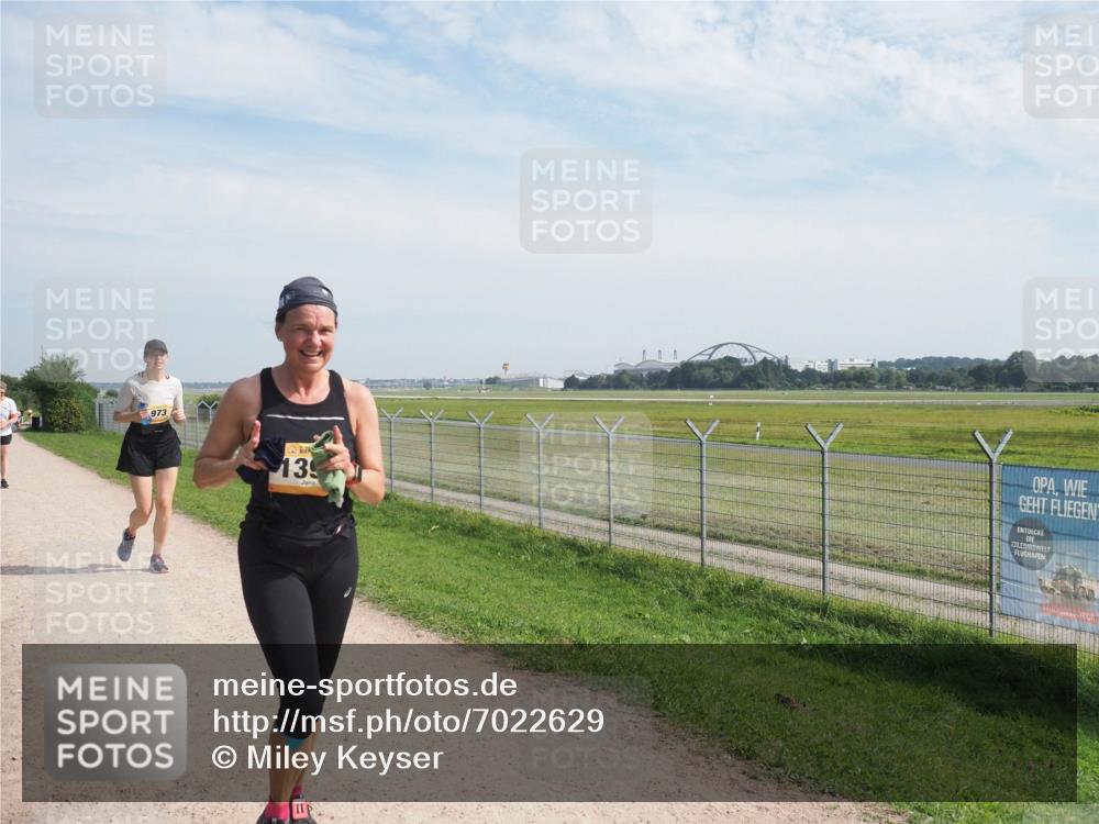 08.09.2024 - Airport Race Miley Keyser http://msf.ph/oto/7022629 08.09.2024 12:45:11 Laufen OLYMPUS, DIGITAL, CAMERA meine-sportfotos.de