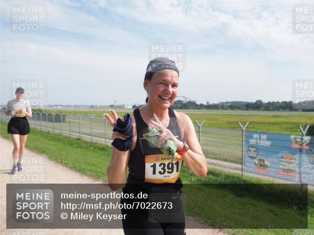08.09.2024 - Airport Race Miley Keyser http://msf.ph/oto/7022673 08.09.2024 12:45:12 Laufen OLYMPUS, DIGITAL, CAMERA meine-sportfotos.de