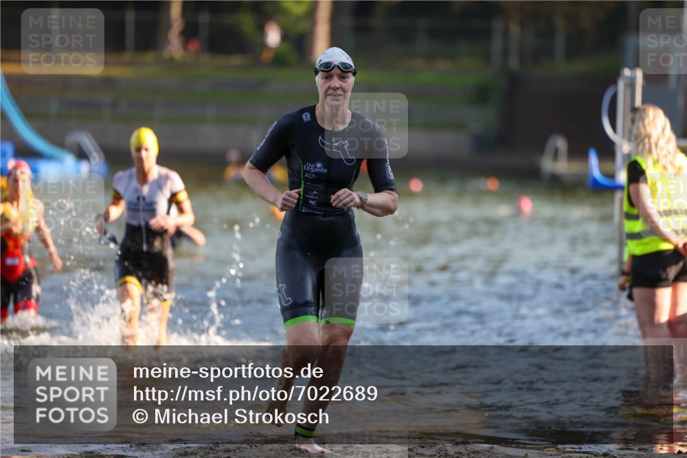 08.09.2024 - Stadtparktriathlon Michael Strokosch http://msf.ph/oto/7022689 08.09.2024 09:09:16 Schwimmen 146, 160, 166 meine-sportfotos.de