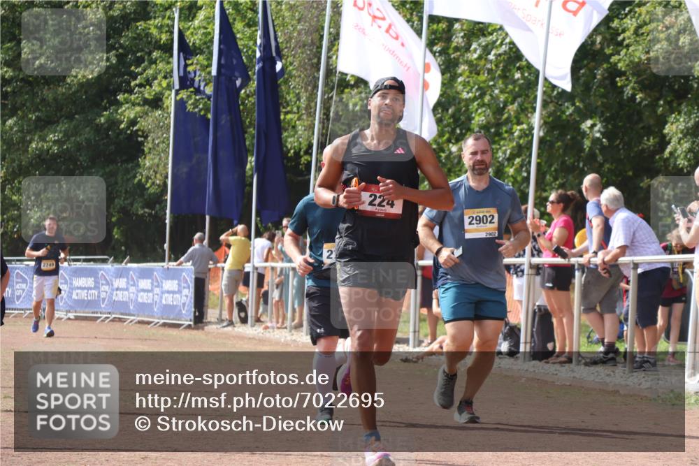 08.09.2024 - Airport Race Strokosch-Dieckow http://msf.ph/oto/7022695 08.09.2024 12:10:31 Ziel 224, 394, 2560, 2732, 2783, 2810, 2902 meine-sportfotos.de