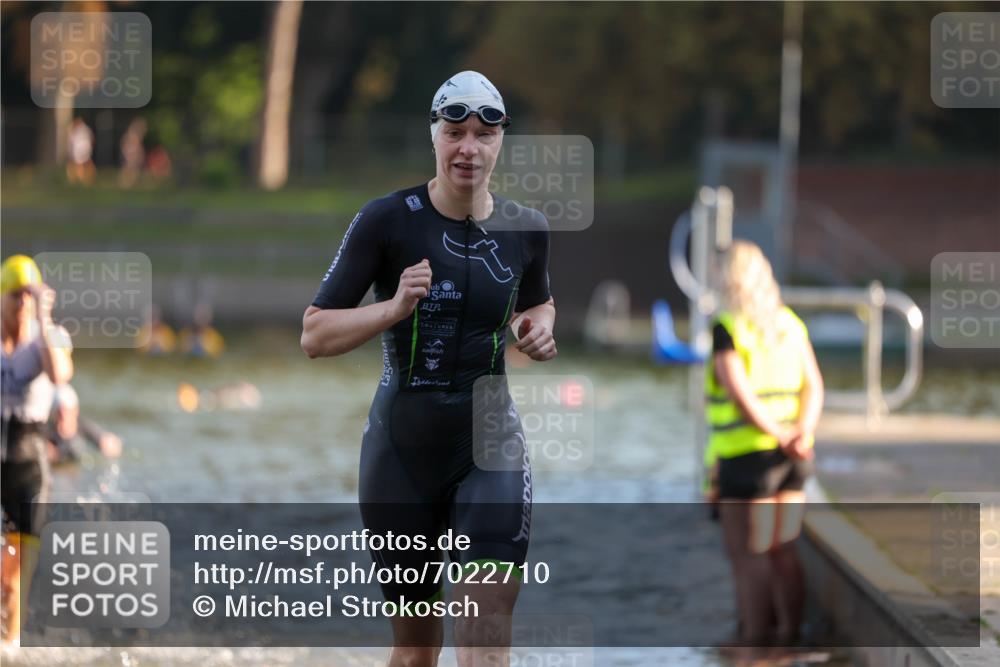 08.09.2024 - Stadtparktriathlon Michael Strokosch http://msf.ph/oto/7022710 08.09.2024 09:09:18 Schwimmen 146, 160, 166 meine-sportfotos.de