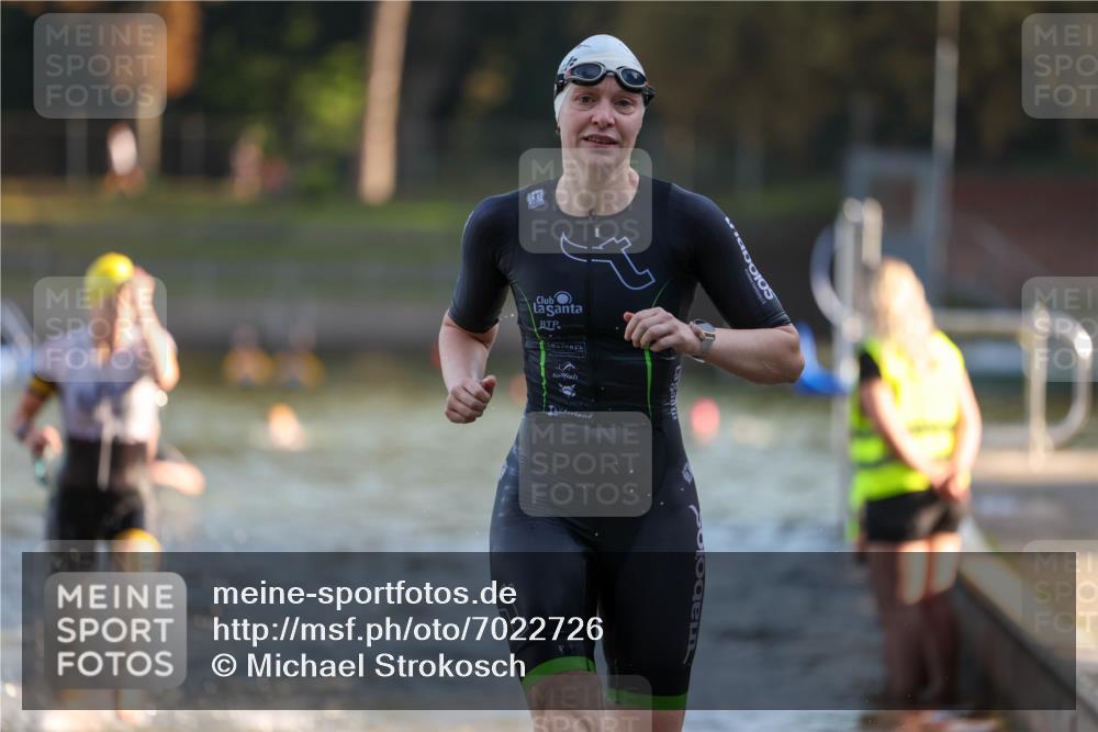 08.09.2024 - Stadtparktriathlon Michael Strokosch http://msf.ph/oto/7022726 08.09.2024 09:09:18 Schwimmen 146, 160, 166 meine-sportfotos.de