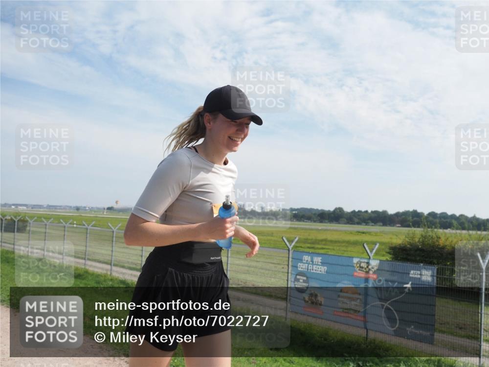 08.09.2024 - Airport Race Miley Keyser http://msf.ph/oto/7022727 08.09.2024 12:45:15 Laufen OLYMPUS, DIGITAL, CAMERA meine-sportfotos.de