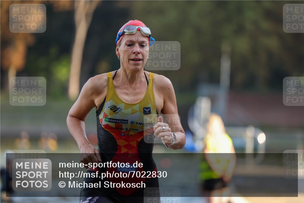 08.09.2024 - Stadtparktriathlon Michael Strokosch http://msf.ph/oto/7022830 08.09.2024 09:09:25 Schwimmen 146, 168 meine-sportfotos.de