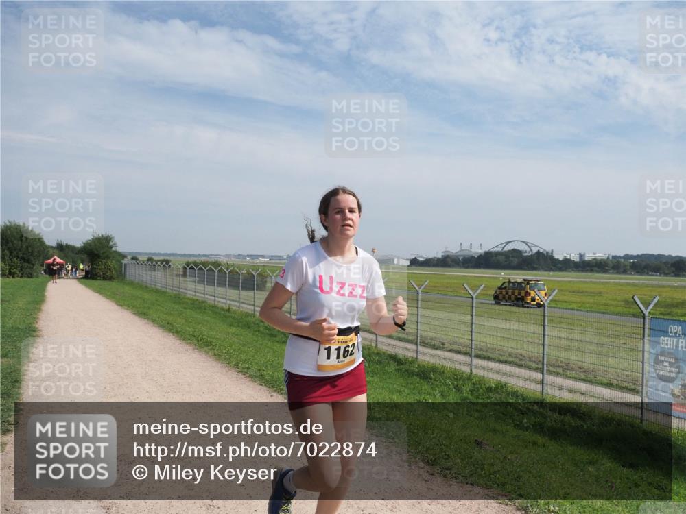 08.09.2024 - Airport Race Miley Keyser http://msf.ph/oto/7022874 08.09.2024 12:45:41 Laufen OLYMPUS, DIGITAL, CAMERA meine-sportfotos.de