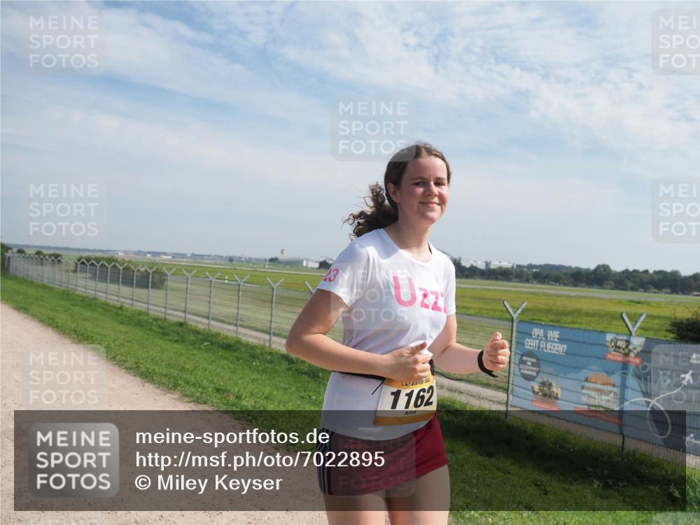 08.09.2024 - Airport Race Miley Keyser http://msf.ph/oto/7022895 08.09.2024 12:45:41 Laufen OLYMPUS, DIGITAL, CAMERA meine-sportfotos.de