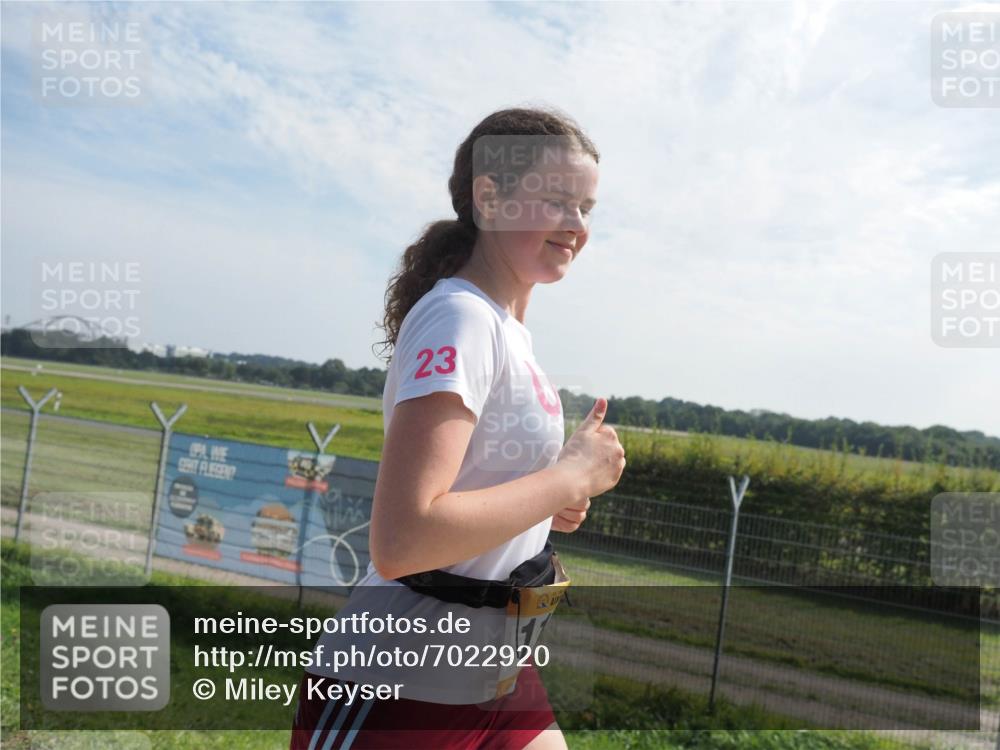 08.09.2024 - Airport Race Miley Keyser http://msf.ph/oto/7022920 08.09.2024 12:45:42 Laufen OLYMPUS, DIGITAL, CAMERA meine-sportfotos.de