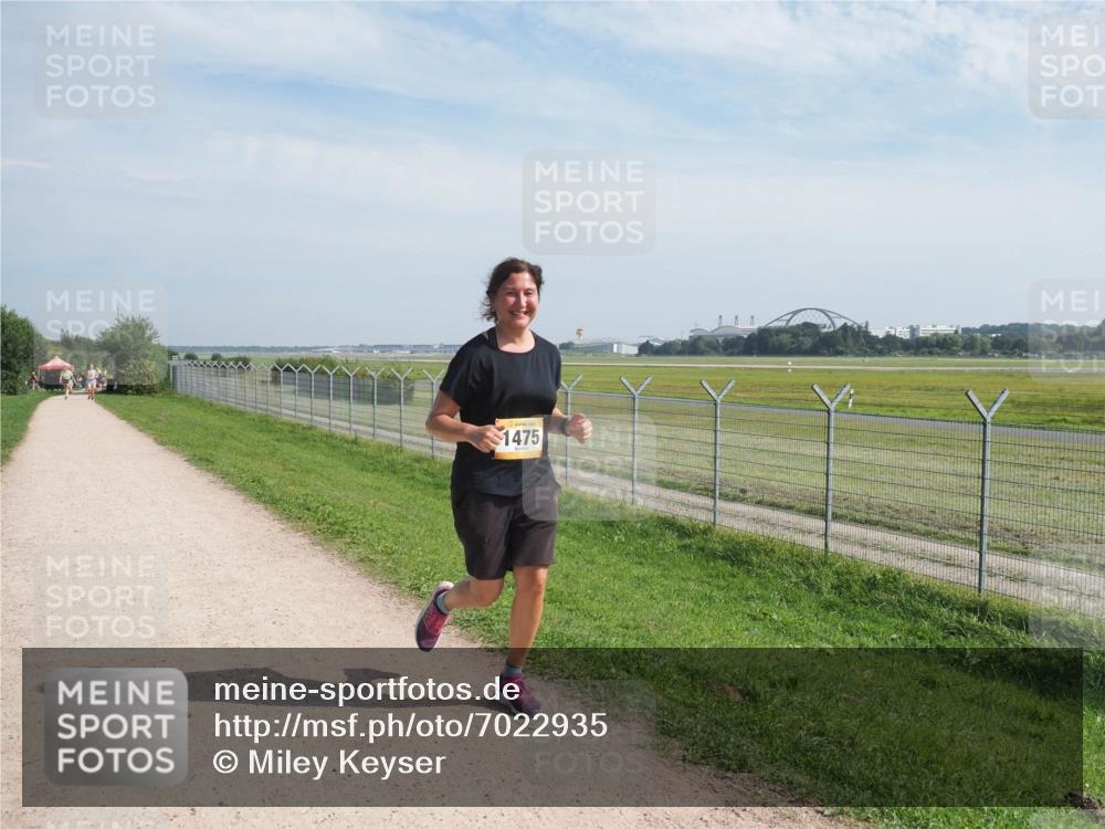 08.09.2024 - Airport Race Miley Keyser http://msf.ph/oto/7022935 08.09.2024 12:46:01 Laufen OLYMPUS, DIGITAL, CAMERA meine-sportfotos.de