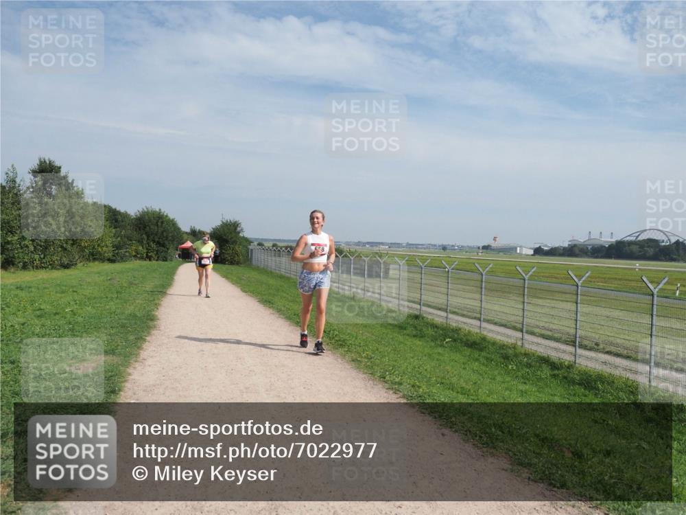 08.09.2024 - Airport Race Miley Keyser http://msf.ph/oto/7022977 08.09.2024 12:46:24 Laufen OLYMPUS, DIGITAL, CAMERA meine-sportfotos.de