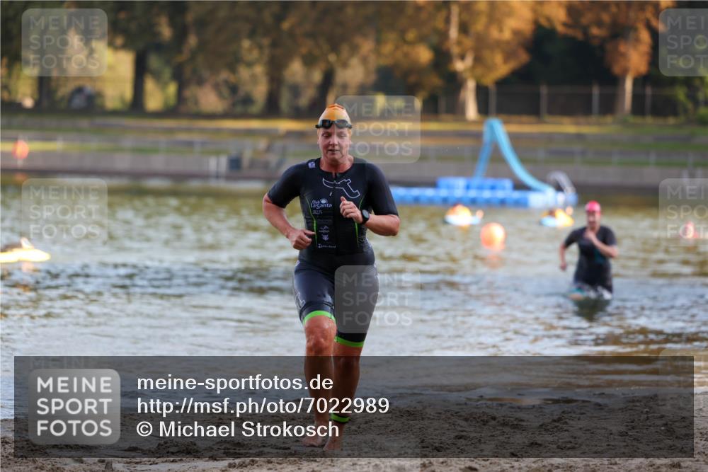 08.09.2024 - Stadtparktriathlon Michael Strokosch http://msf.ph/oto/7022989 08.09.2024 09:10:02 Schwimmen 169, 179 meine-sportfotos.de