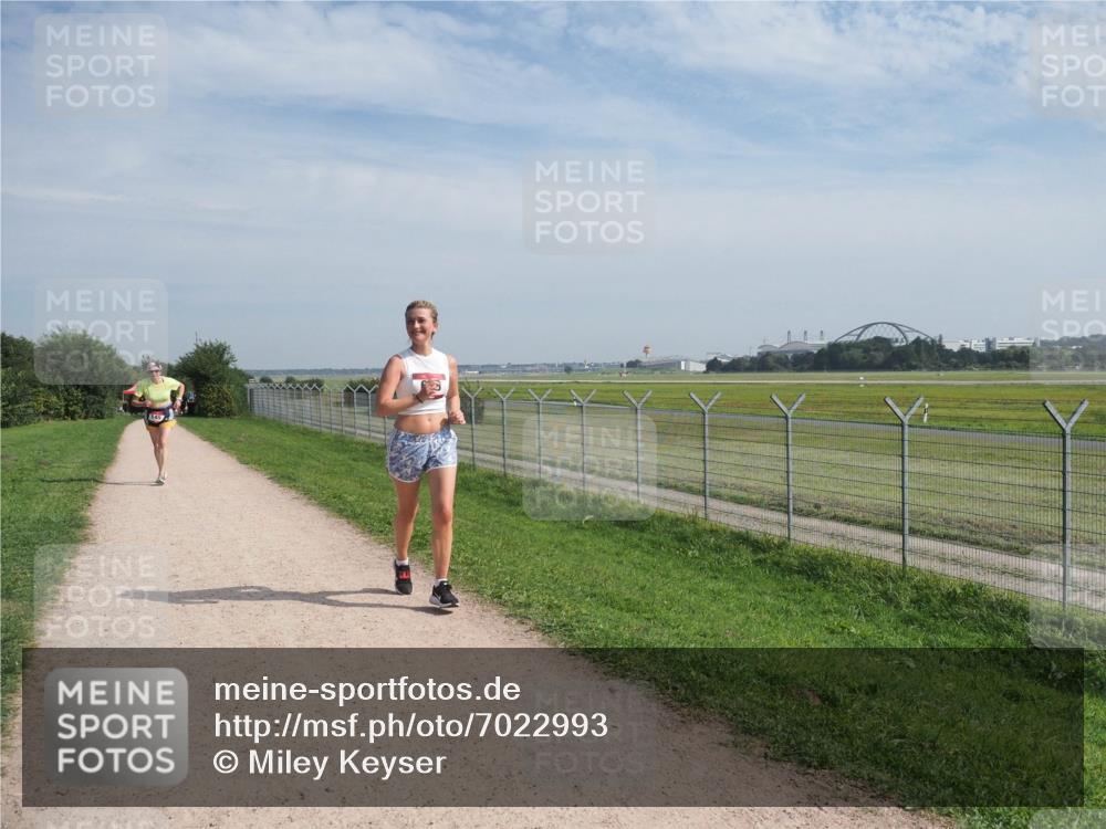 08.09.2024 - Airport Race Miley Keyser http://msf.ph/oto/7022993 08.09.2024 12:46:24 Laufen OLYMPUS, DIGITAL, CAMERA meine-sportfotos.de